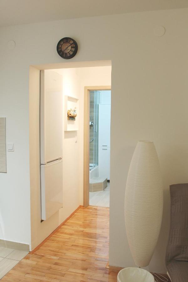 3L Apartment Самобор Екстериор снимка
