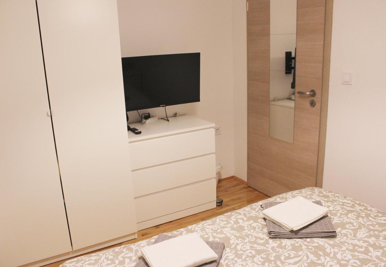 3L Apartment Самобор Екстериор снимка